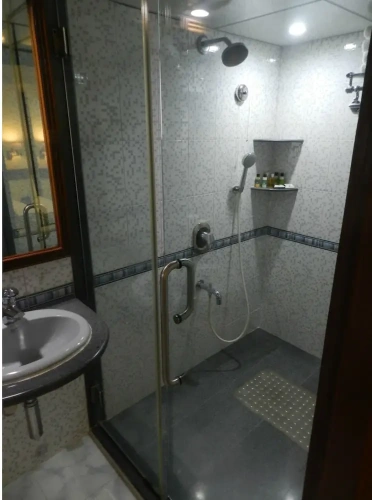 1 Bedroom Suite