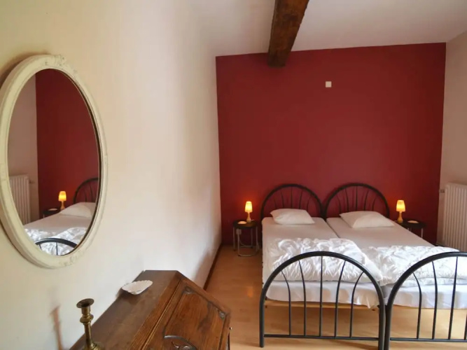 Elegant Castle Stay, Havelange