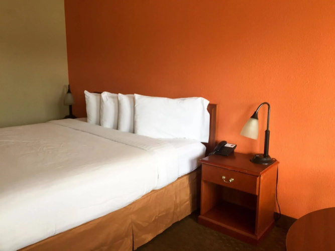 Motel 6 Brunswick, GA