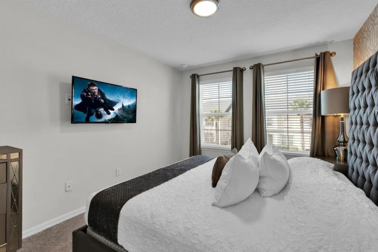 1541 Carey Palm cir