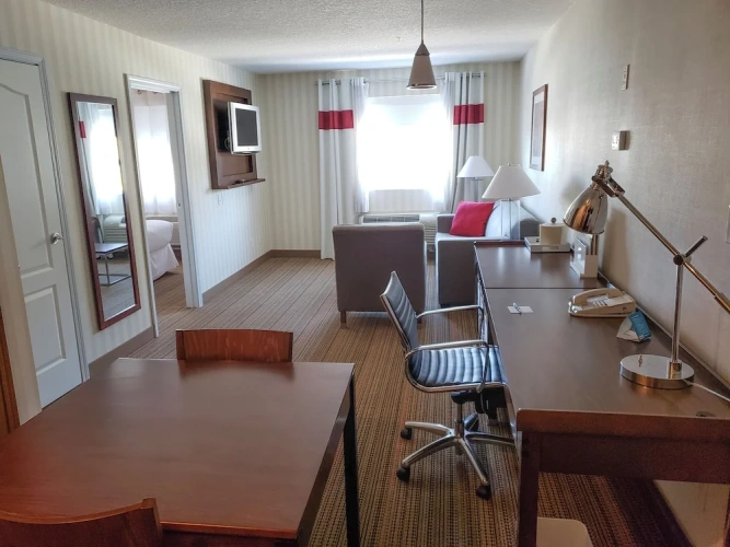 Standard Double Suite