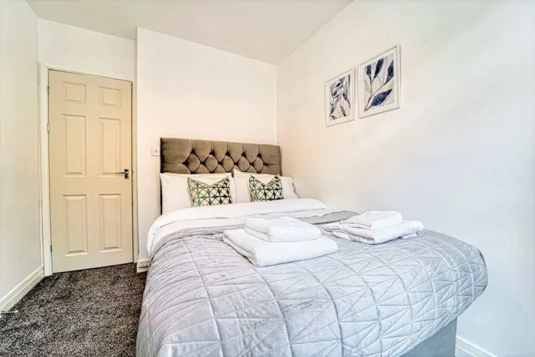 Host Stay New Street Residence
