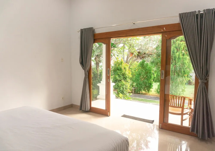 srinadi guest house