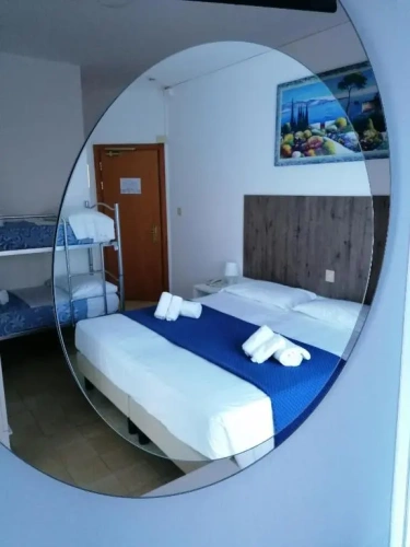 Classic Quadruple room