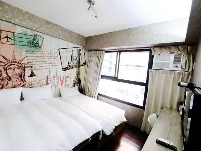 Standard Triple room