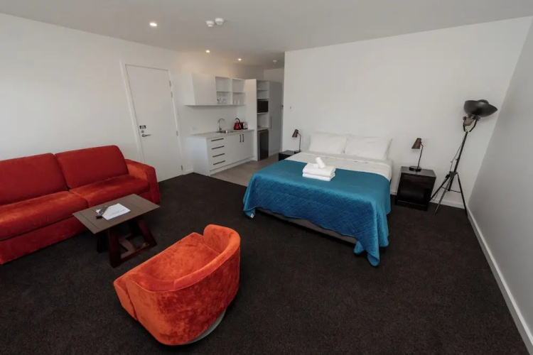 Lot 7 - Studios & Apartments