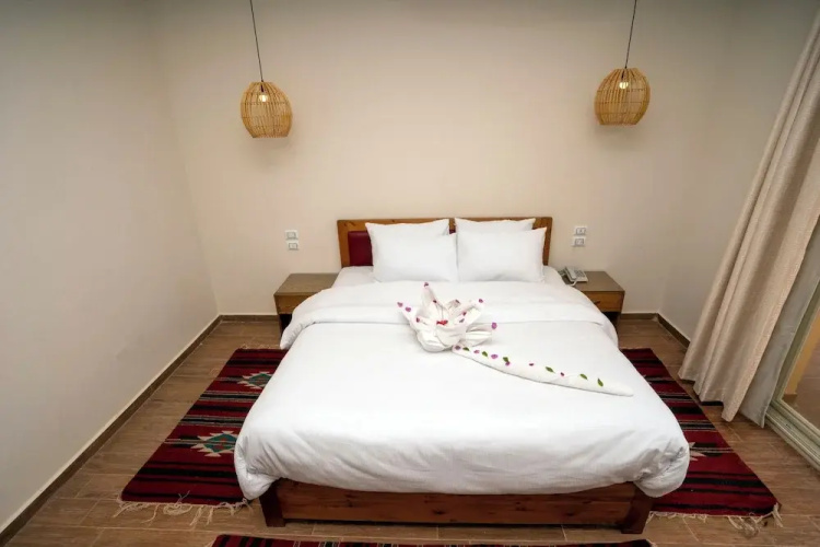 Azad Siwa Hotel