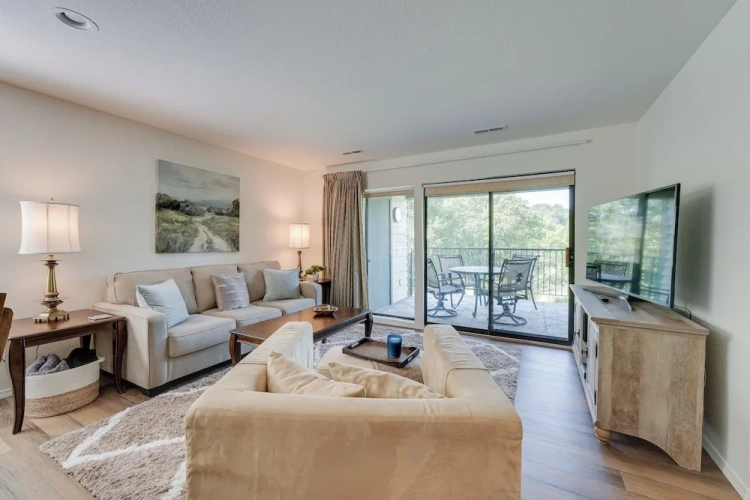 2 Bedrooms Apartment with balcony
