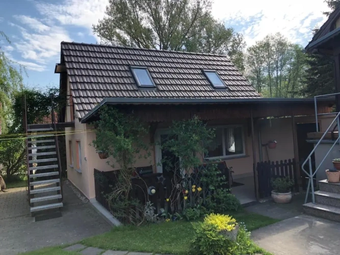Apartment with garden view