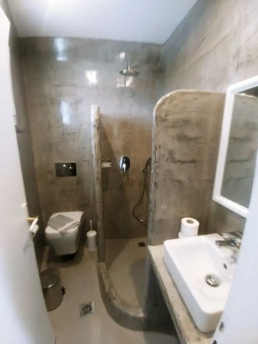 Standard Triple room with partial sea view