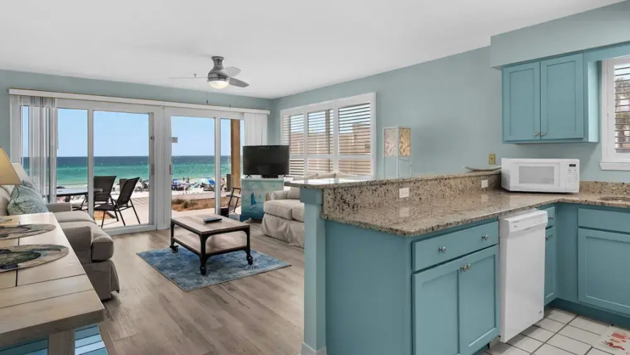 Crystal Sands 112b: Beachfront Condo With Front-row Gulf Views
