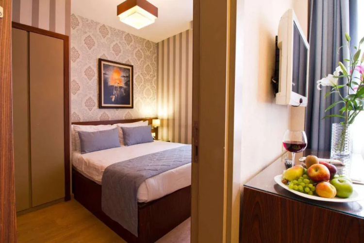 Alba Hotel