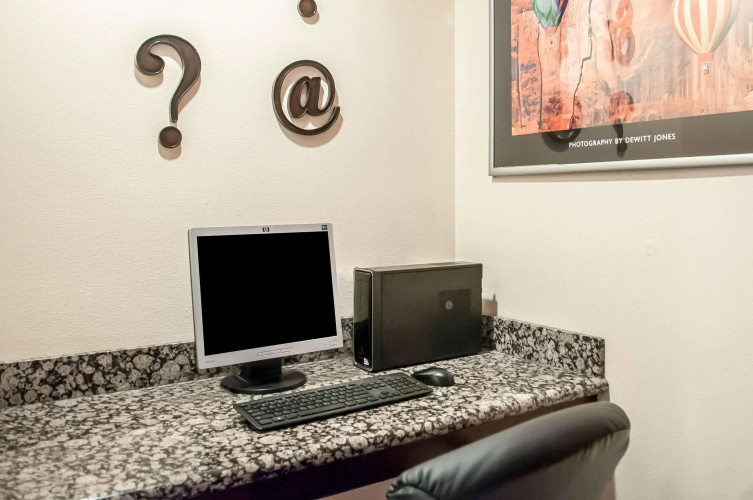 Quality Inn Rio Rancho - Albuquerque North Valley