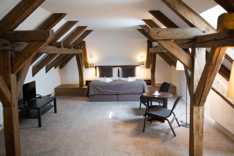 Standard Double room with view