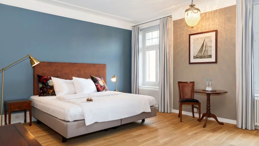 Blue City Hotel