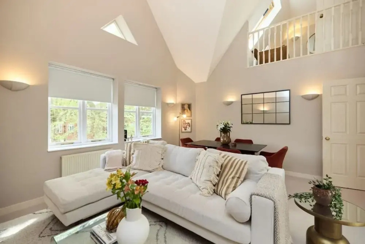 Chiswick Views & Space Elegant 3bdr Duplex With Parking