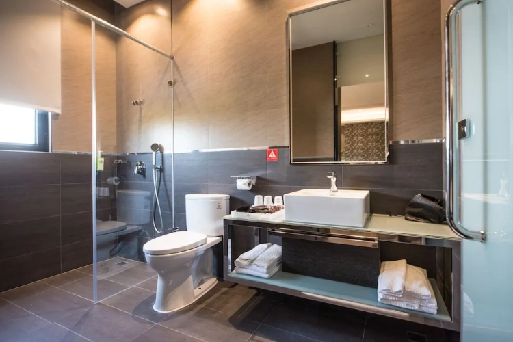 Business Quadruple room