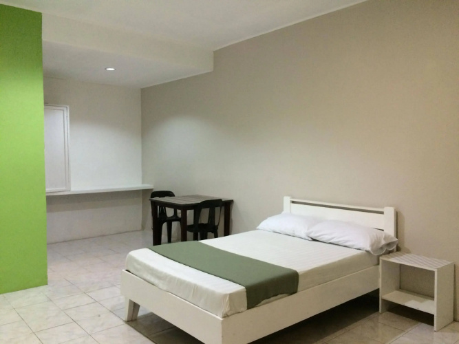 Night & Day Inn