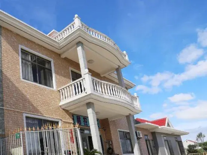 Guiyuan Tianju Farmhouse