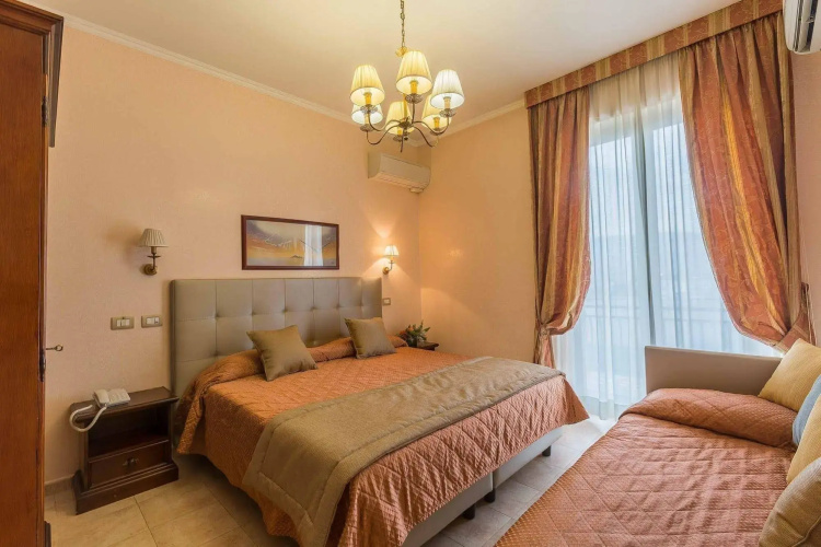 Aquila Hotel