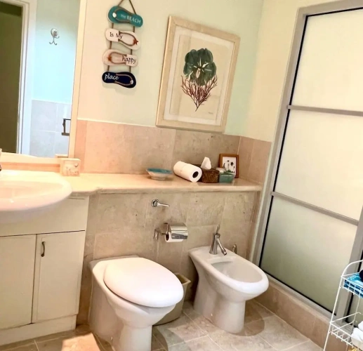 2 Bedrooms Apartment with balcony and with garden view