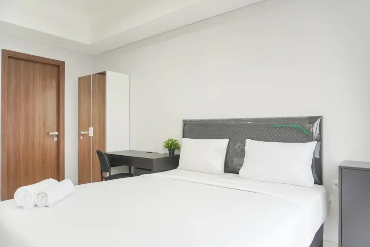Cozy and Elegant Studio The Smith Alam Sutera Apartment
