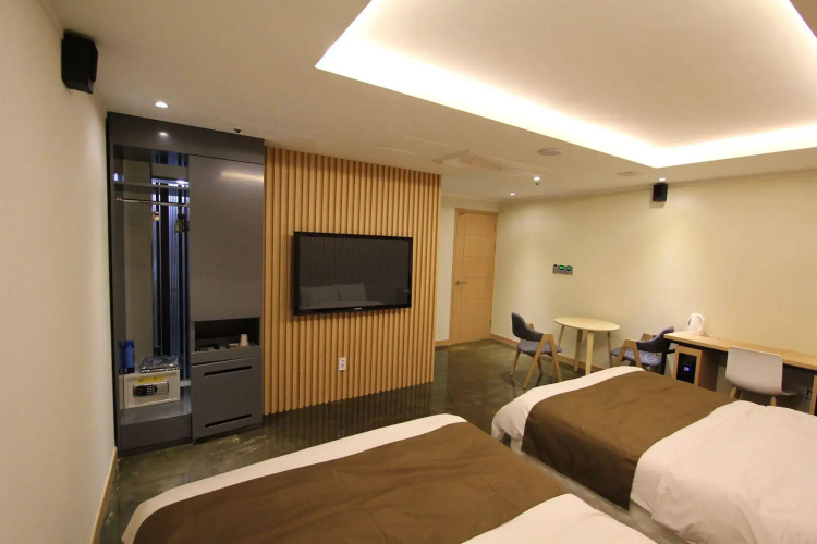Nox Boutique Hotel