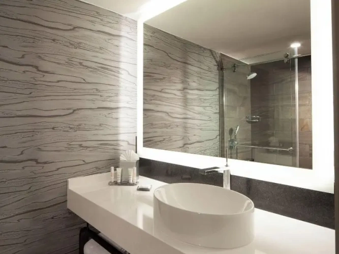 1 Bedroom Double Suite with balcony