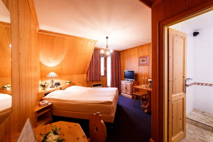 Blue Rainbow Hotel
