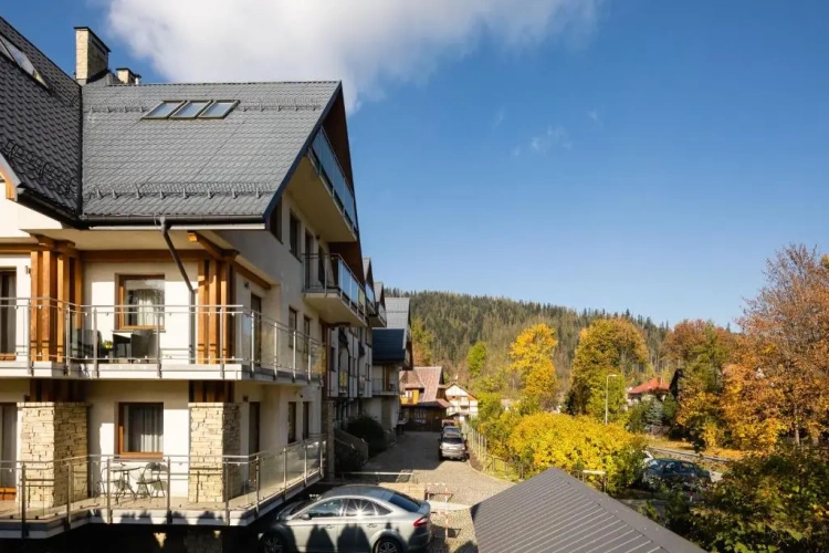 Apartment with balcony