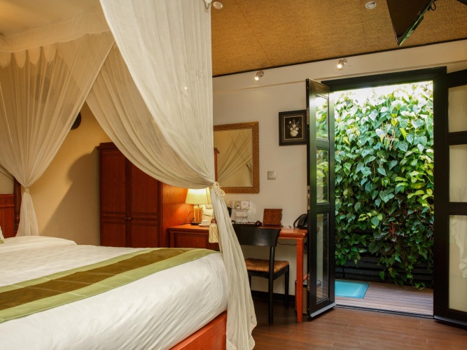 Double Suite