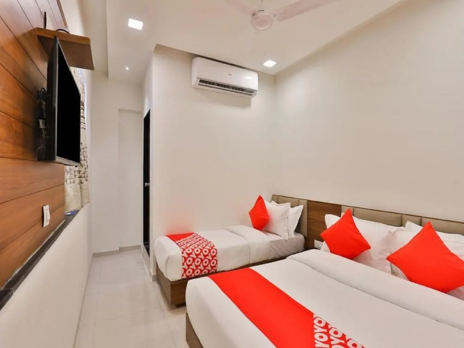 Hotel S G