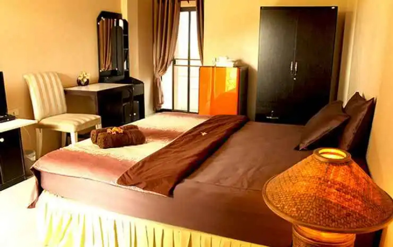 Bann Chompu Resort
