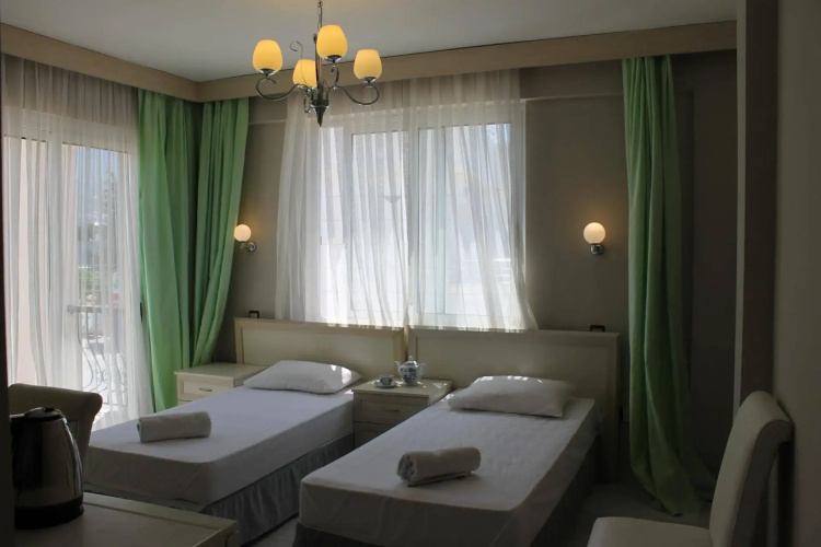 The Prince Inn Hotel & Villas