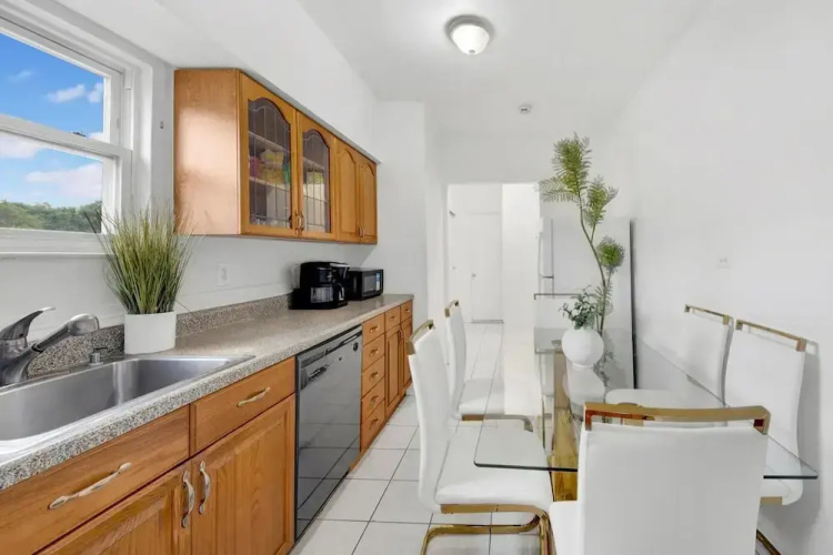 Spacious 3BR Luxe Escape near NYC