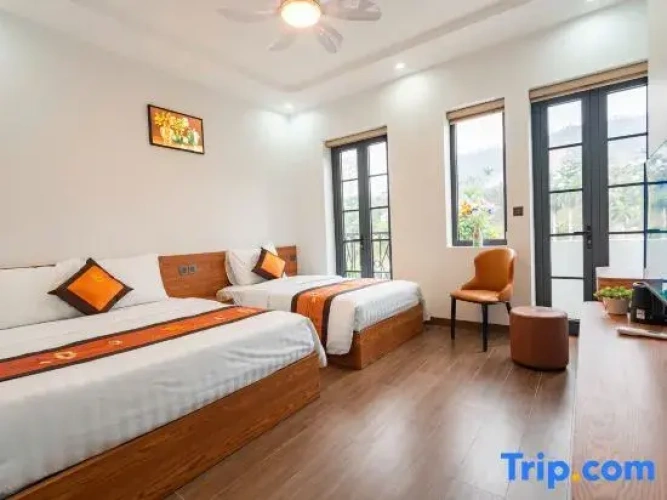 Standard Triple room