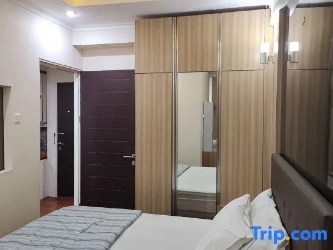 2 Bedrooms Standard Family room