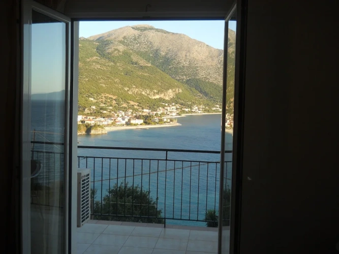 Superior Double room with balcony and with sea view