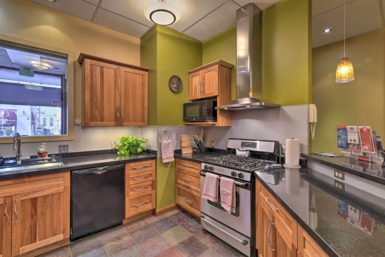 2 Bedrooms Apartment