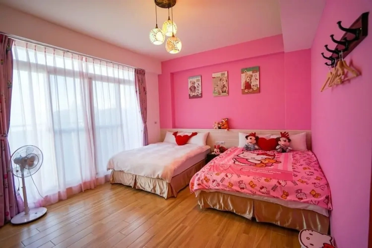 4 Bedrooms Family Cottage