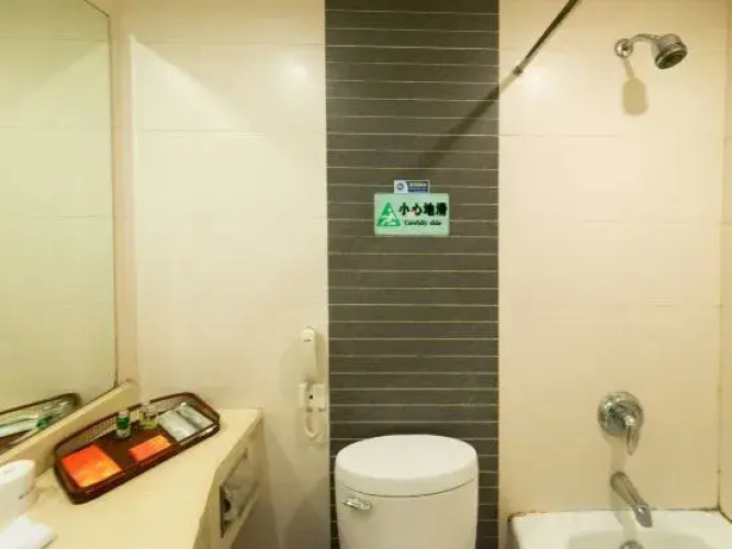 Yancheng Hotel