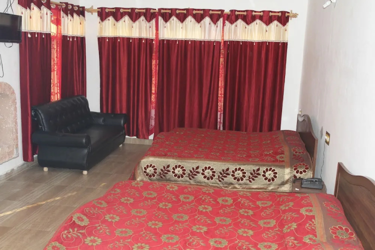 Grand Noora Palace