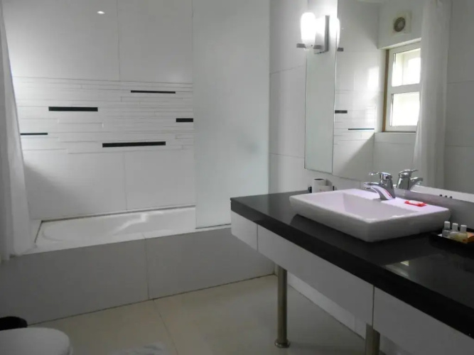 Sapphire Suites