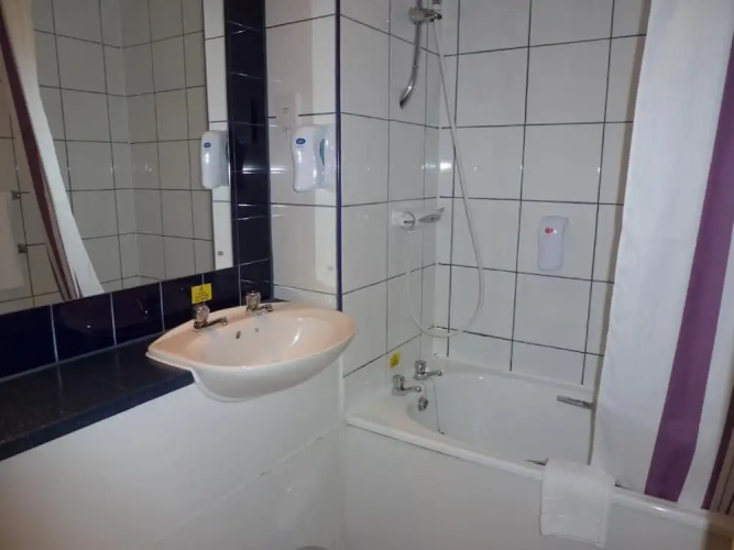 Premier Inn Basingstoke South