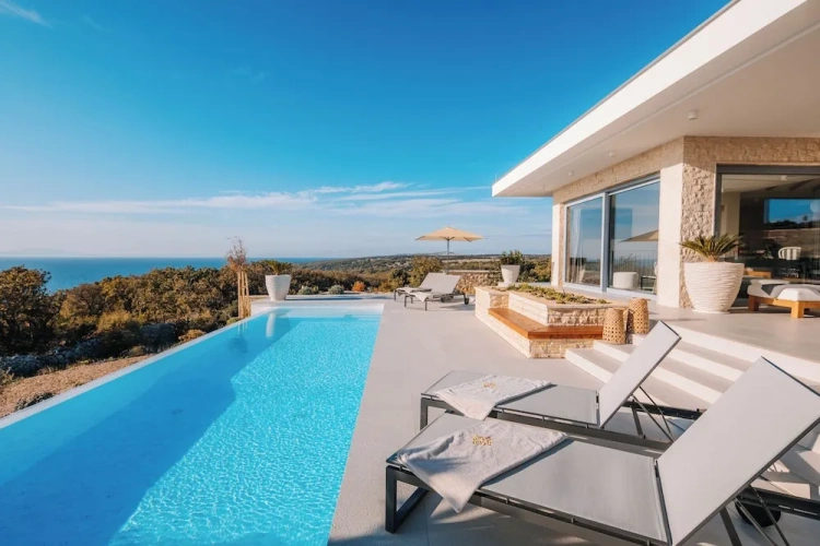Deluxe Villa with sea view