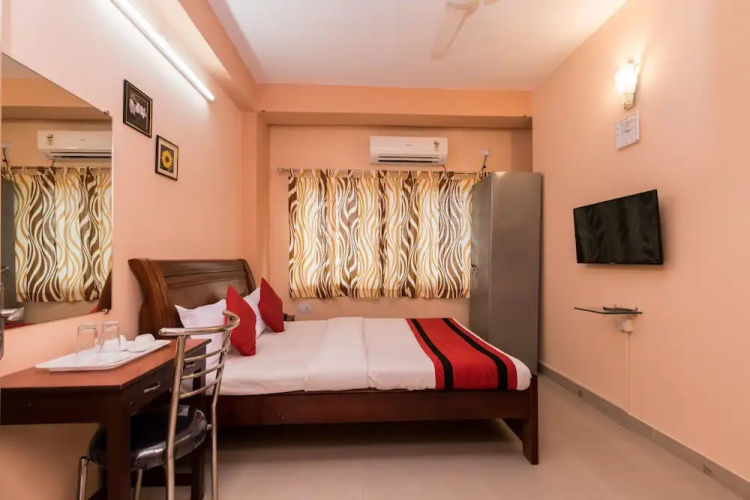 OYO Flagship 8999 Rajarhat