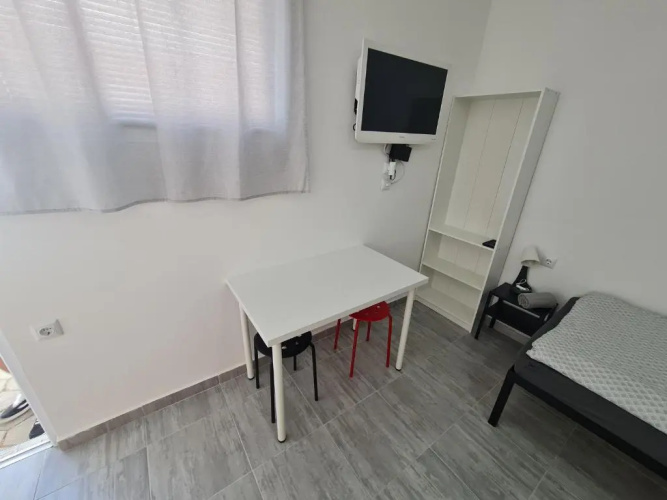 Budget Apartment LeLo Center1