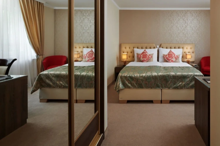 Comfort room