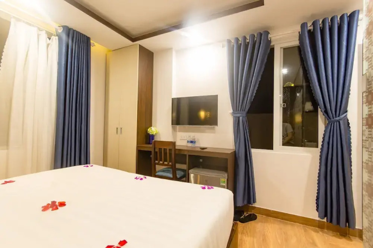 Lagoon Homestay