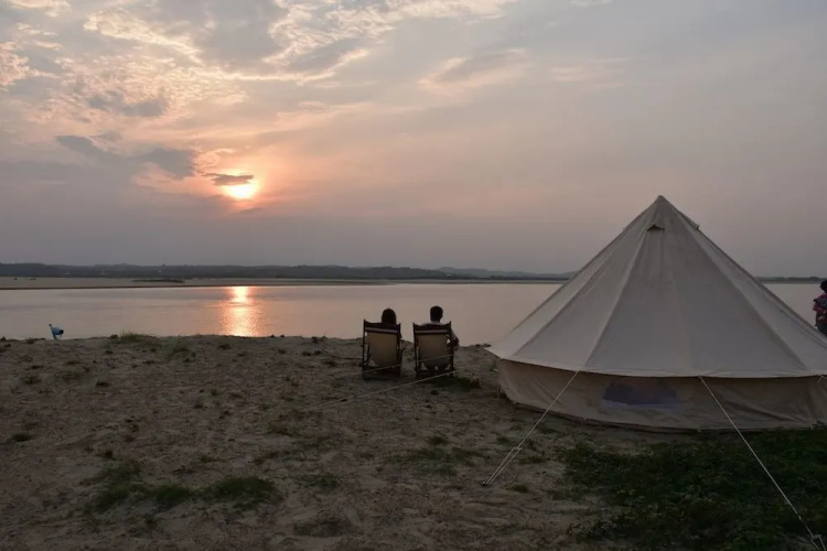 Living Irrawaddy Dolphin Project